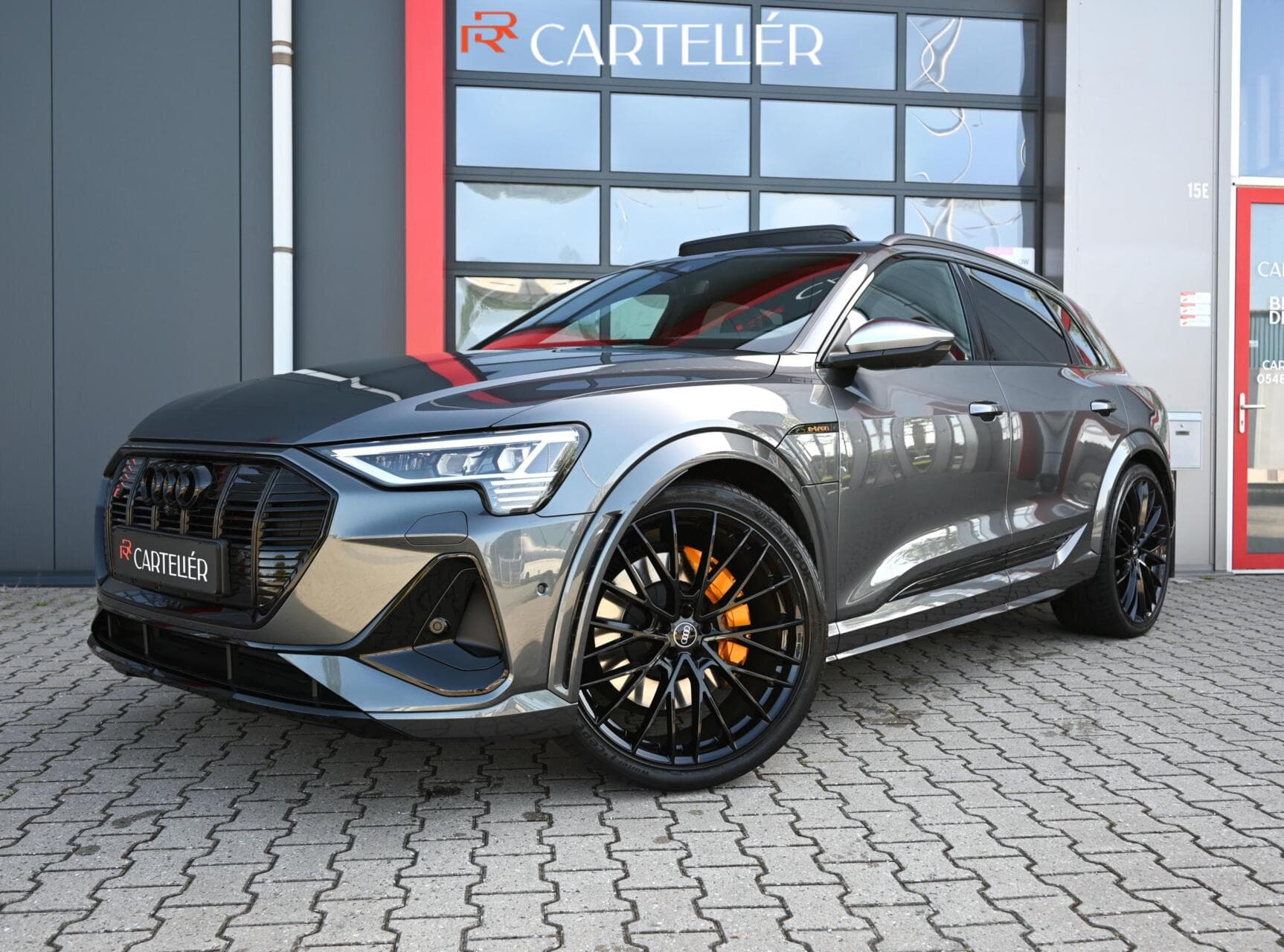 Audi e-tron